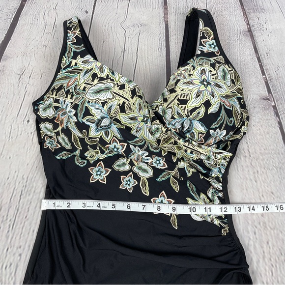 MIRACLESUIT Moondancer Seraphina one piece swimsuit NWOT, size 14 - Picture 11 of 15